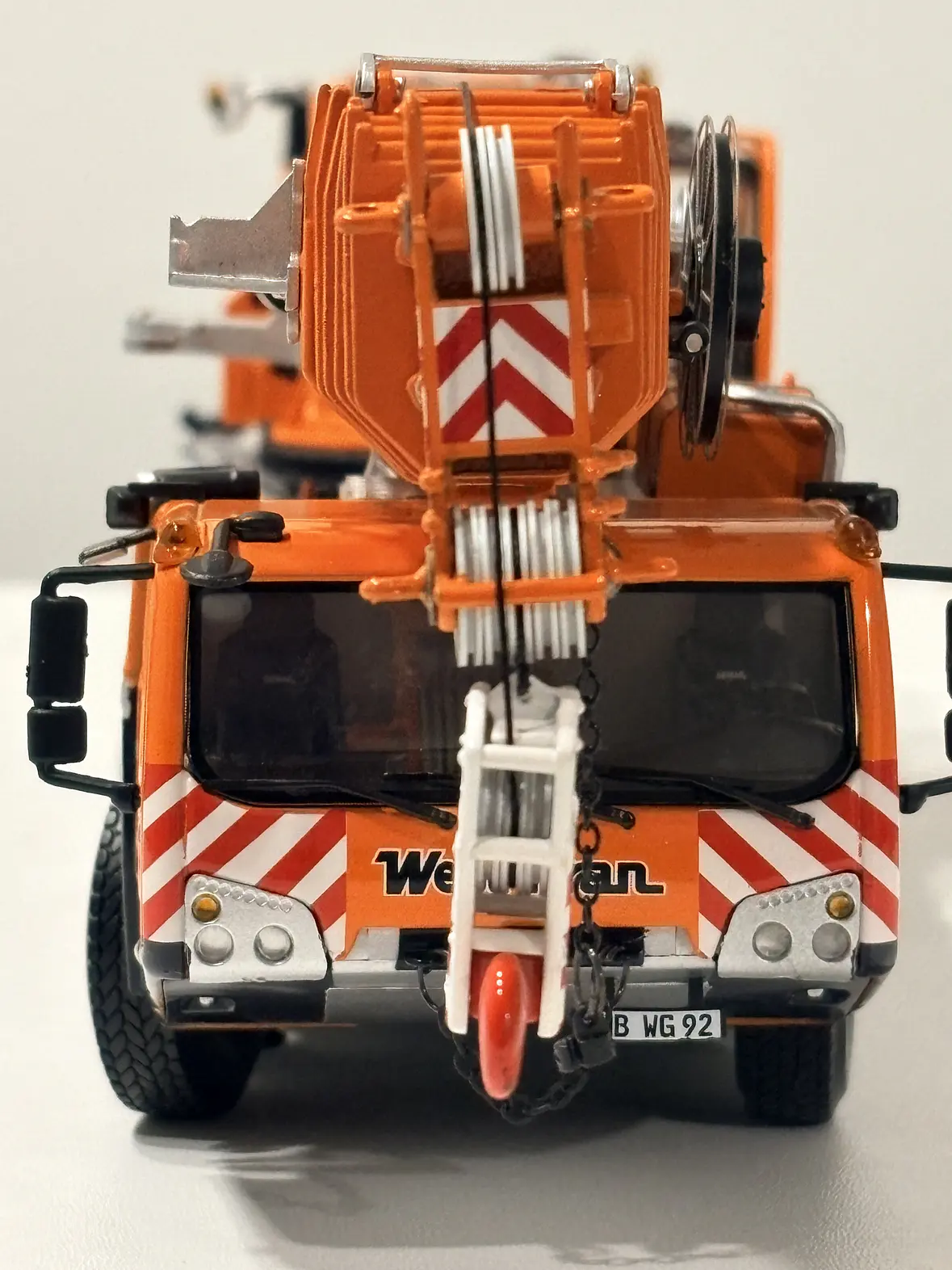 Grúa móvil todo terreno Demag AC 250-5 Westkran | IMC models 32-0148, escala  1:50 | Grúa todo terreno de 250 toneladas de colección.  3