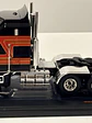 Kenworth K100 Aerodyne 1976 IXO Models 1:43 | Camión Cabover Americano de Colección en Chile - Miniatura 4