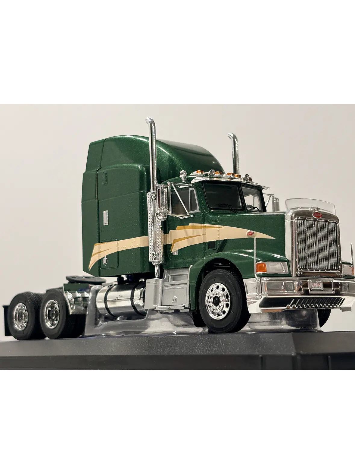 Camión Peterbilt 377 A/E 1998 IXO Models 1:43 | Camión Americano Clásico de Colección en Chile 8