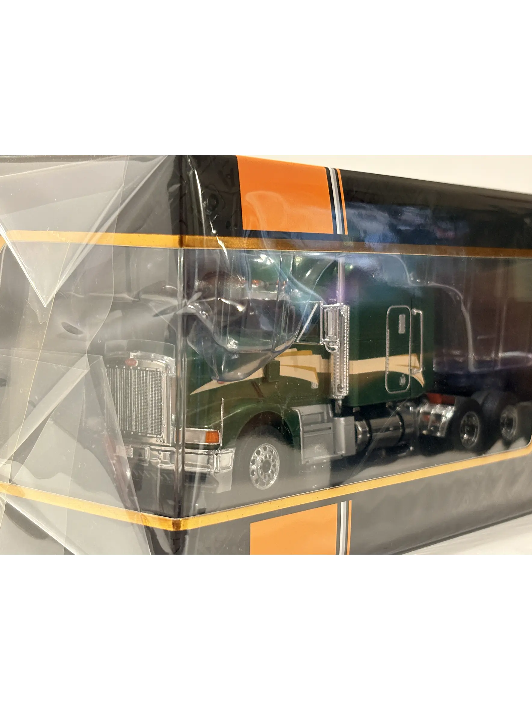 Camión Peterbilt 377 A/E 1998 IXO Models 1:43 | Camión Americano Clásico de Colección en Chile 9