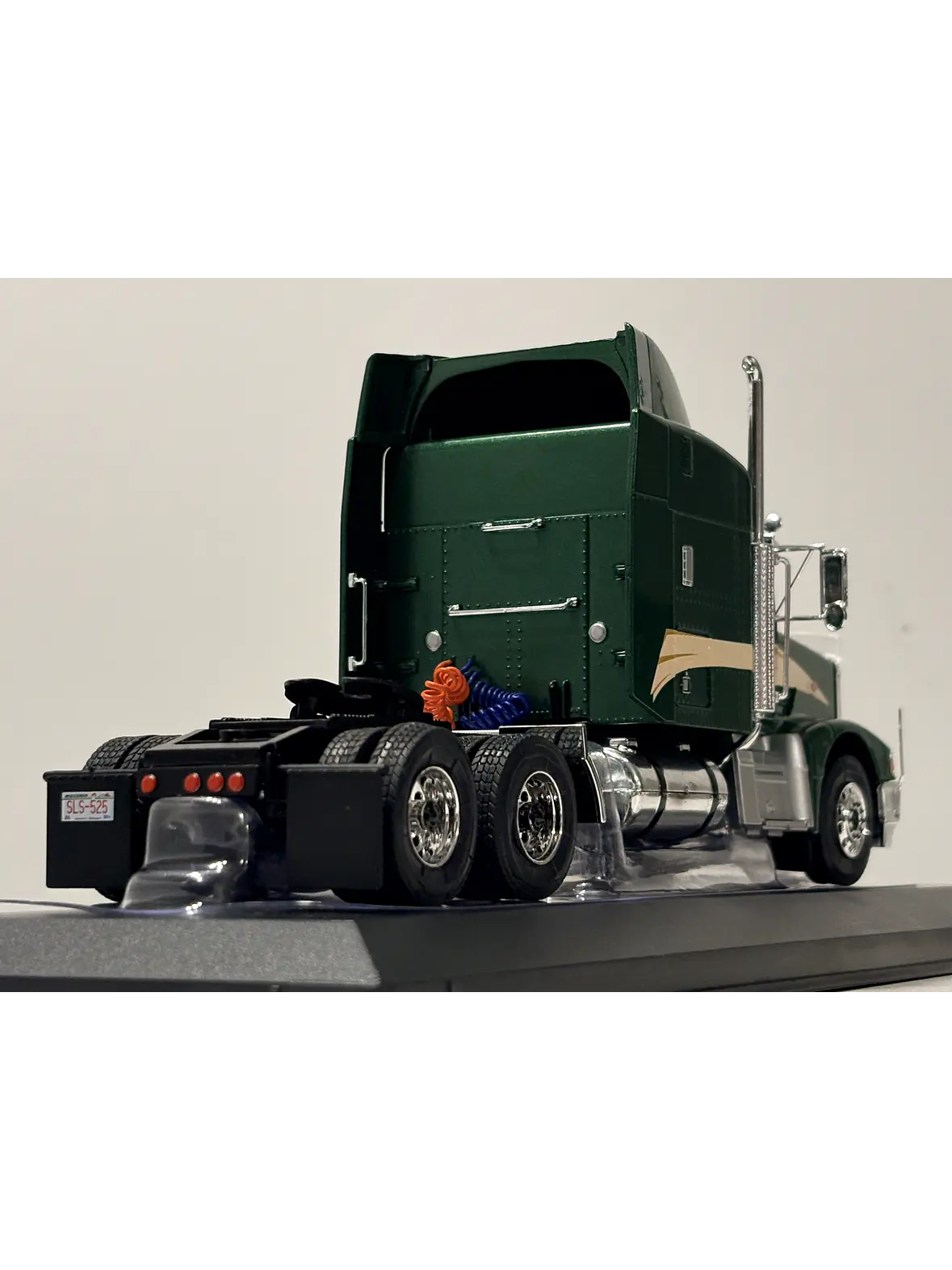Camión Peterbilt 377 A/E 1998 IXO Models 1:43 | Camión Americano Clásico de Colección en Chile 6