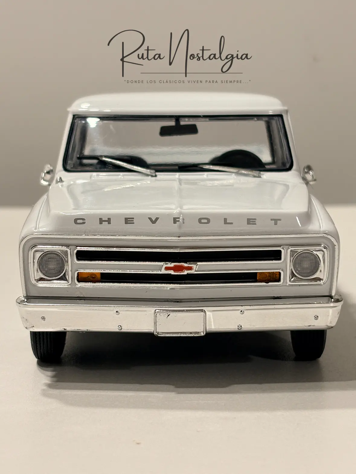 Camioneta Chevrolet C-10  Pickup (1968)  “Starsky and Hutch” (1975-1979) TV Series | Greenlight, 1:24 4