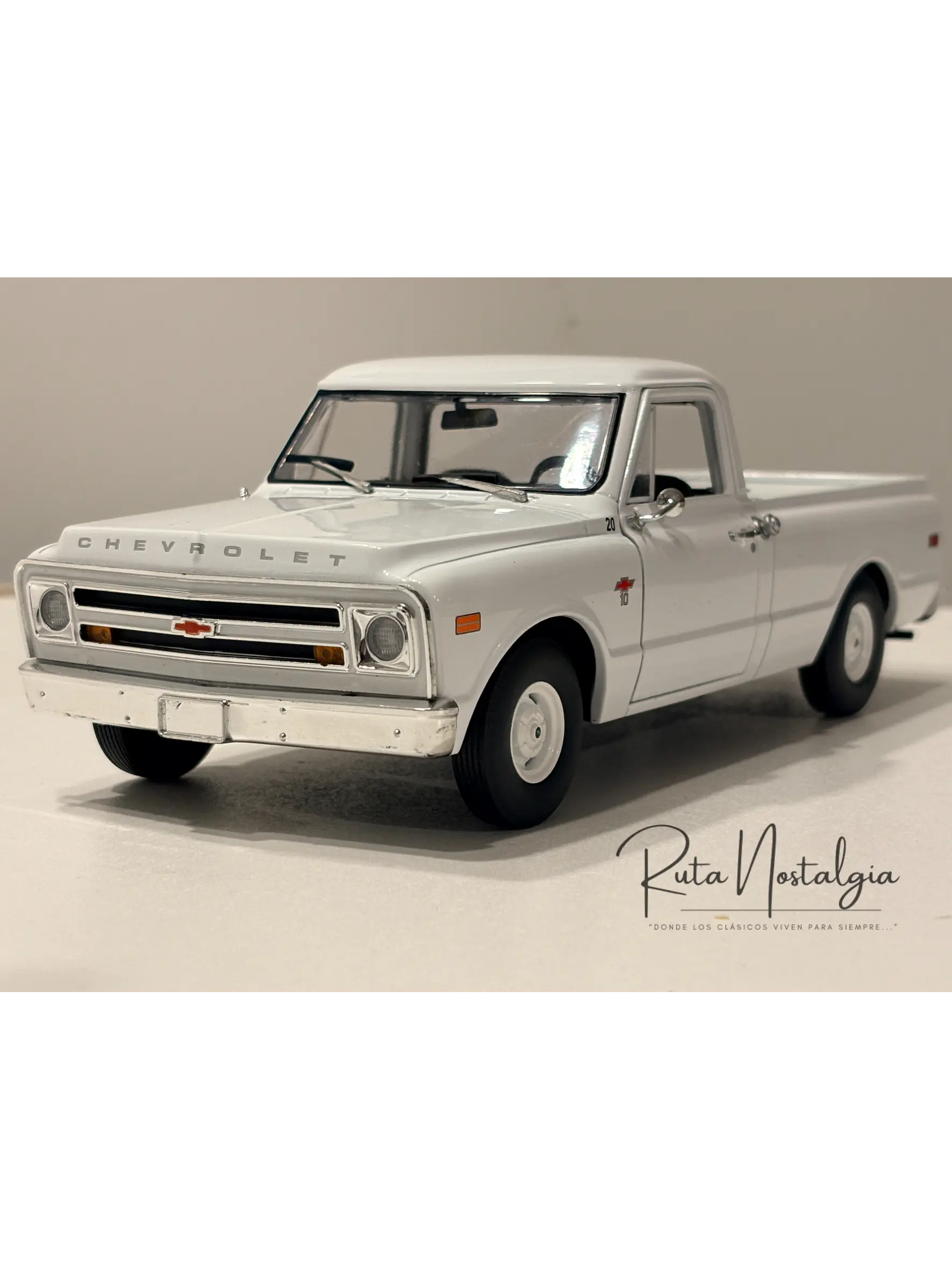 Camioneta Chevrolet C-10  Pickup (1968)  “Starsky and Hutch” (1975-1979) TV Series | Greenlight, 1:24 5