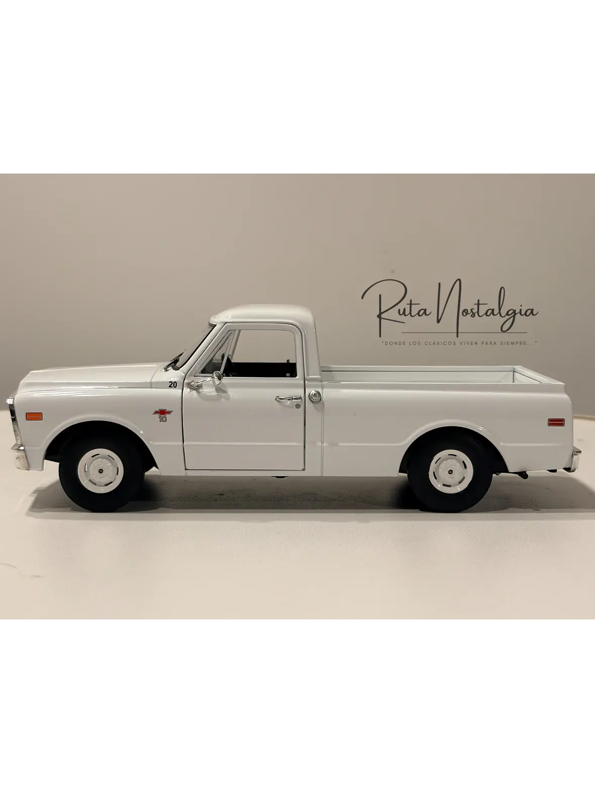 Camioneta Chevrolet C-10  Pickup (1968)  “Starsky and Hutch” (1975-1979) TV Series | Greenlight, 1:24 7