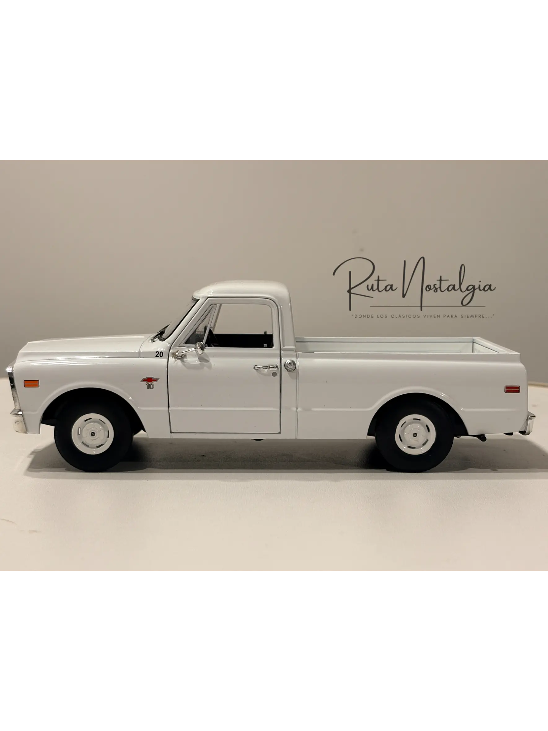 Camioneta Chevrolet C-10  Pickup (1968)  “Starsky and Hutch” (1975-1979) TV Series | Greenlight, 1:24 7