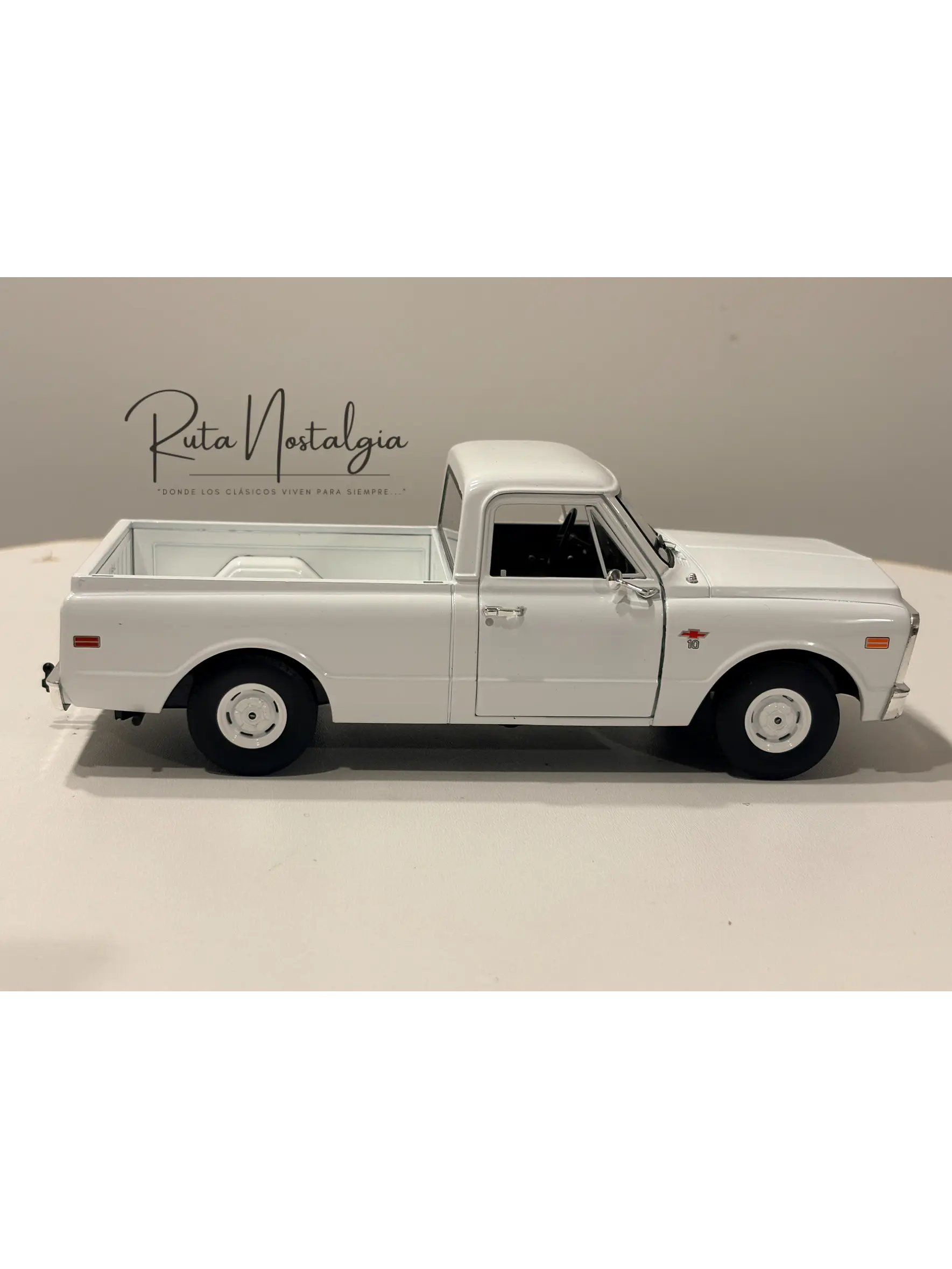 Camioneta Chevrolet C-10  Pickup (1968)  “Starsky and Hutch” (1975-1979) TV Series | Greenlight, 1:24 10
