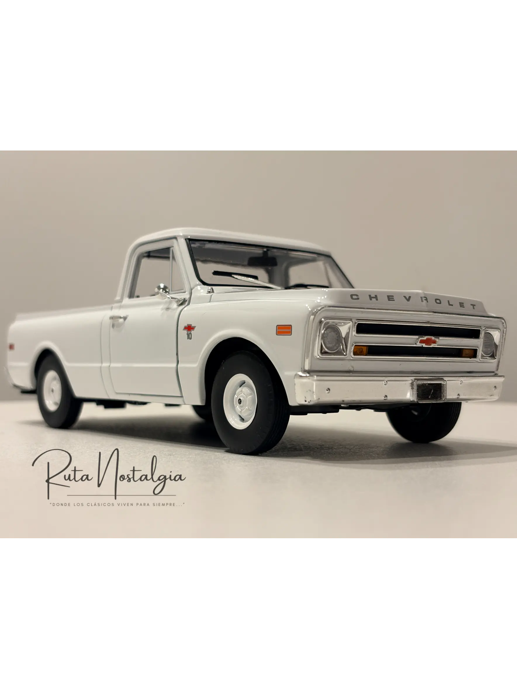 Camioneta Chevrolet C-10  Pickup (1968)  “Starsky and Hutch” (1975-1979) TV Series | Greenlight, 1:24 11