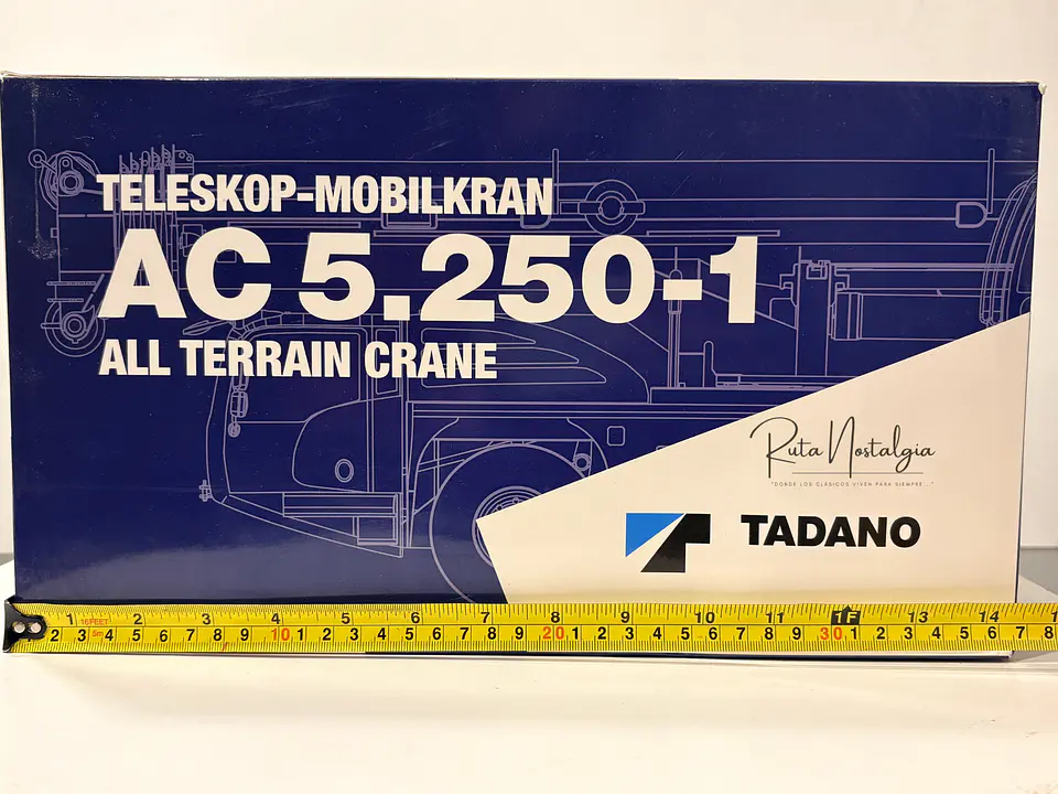 Grúa móvil todo terreno Demag AC 250-5 Westkran | IMC models 32-0148, escala  1:50 | Grúa todo terreno de 250 toneladas de colección.  11