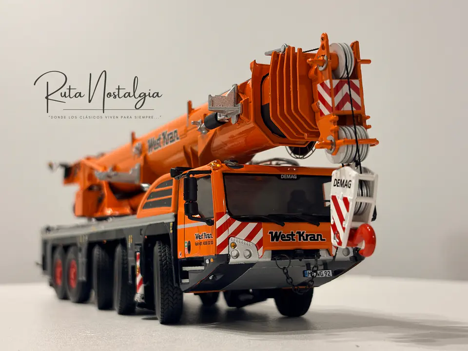 Grúa móvil todo terreno Demag AC 250-5 Westkran | IMC models 32-0148, escala  1:50 | Grúa todo terreno de 250 toneladas de colección.  10
