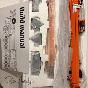 Grúa móvil todo terreno Demag AC 250-5 Westkran | IMC models 32-0148, escala  1:50 | Grúa todo terreno de 250 toneladas de colección. 