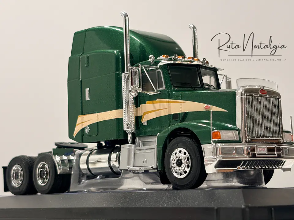 Camión Peterbilt 377 A/E 1998 IXO Models 1:43  3
