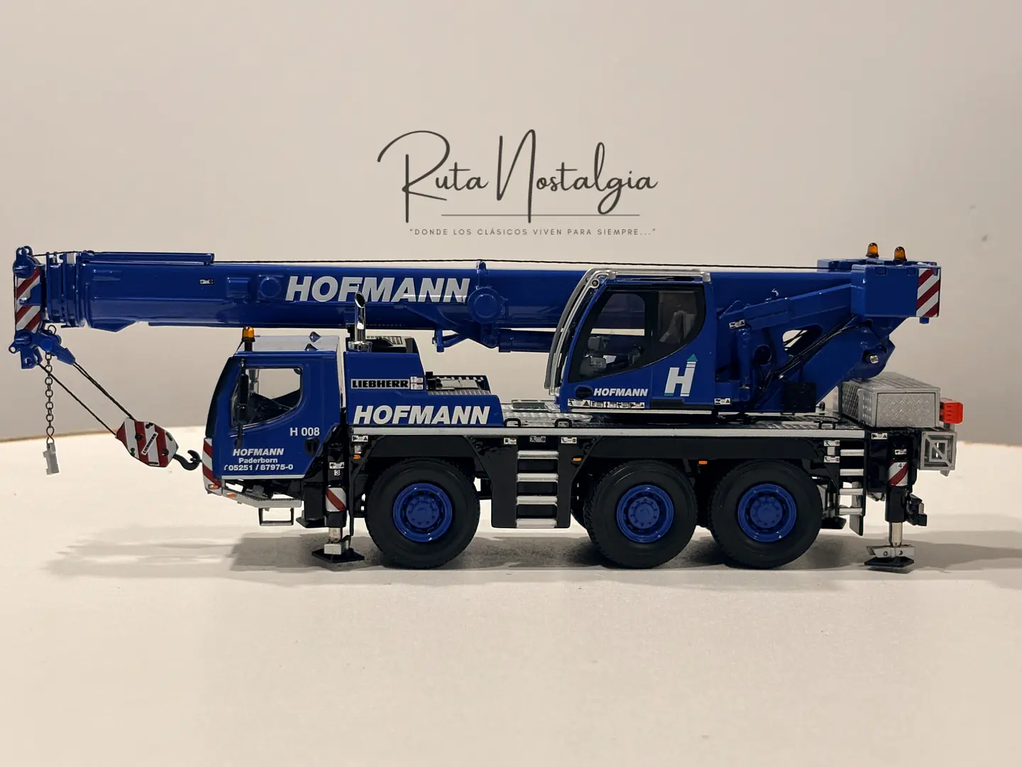 Grúa móvil todo terreno Liebherr LTM 1050-3.1 Hofmann | WSI Models 51-2154 - Escala 1:50 | Grúa Móvil de 3 Ejes de Colección en Chile 8