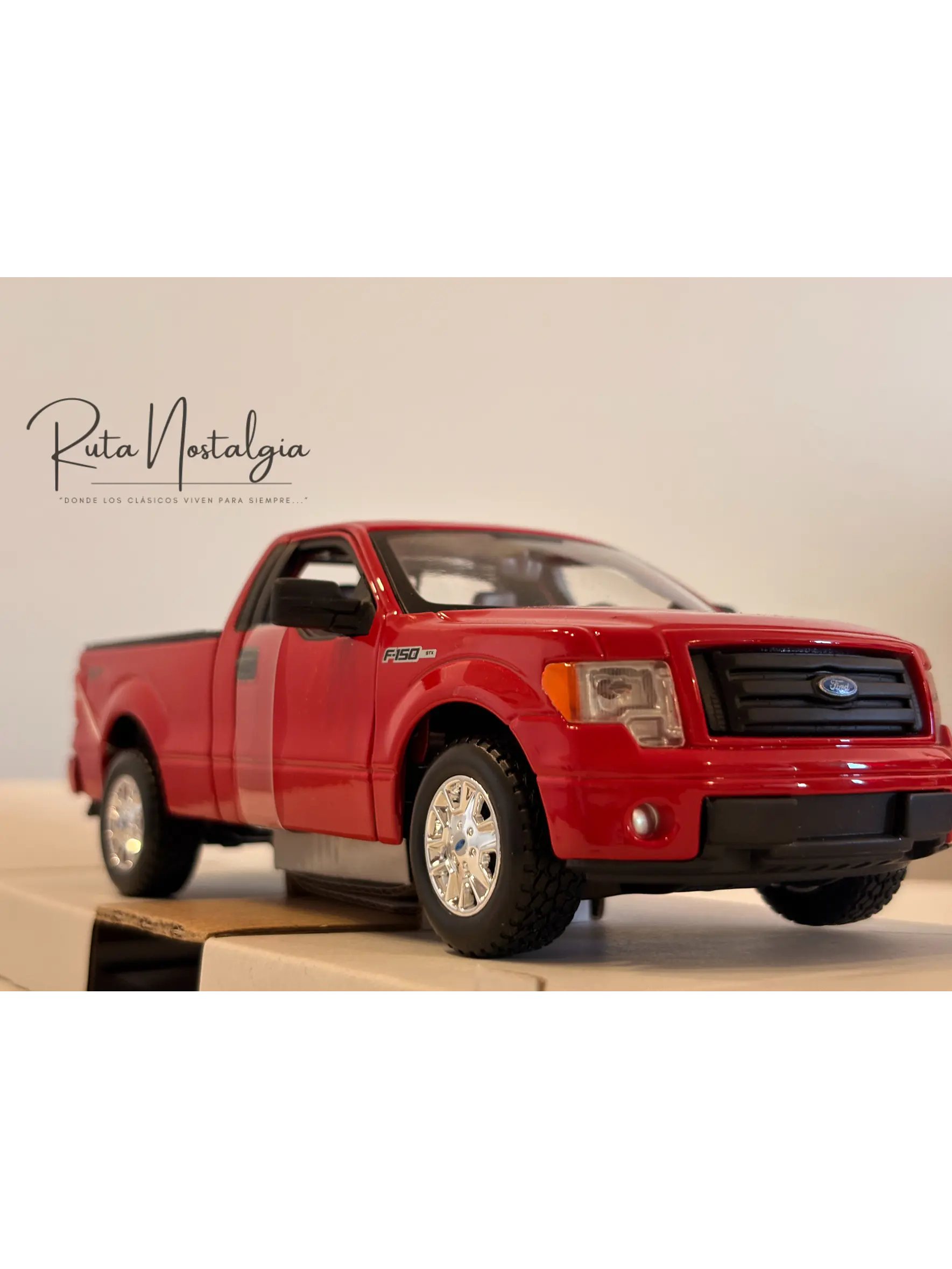 Camioneta Ford F-150 STX 2010 Roja Maisto Special Edition 1:27 | Pick-up americana de colección en Chile 8