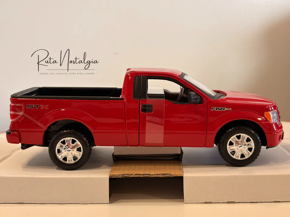 Camioneta Ford F-150 STX 2010 Roja Maisto Special Edition 7
