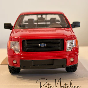 Camioneta Ford F-150 STX 2010 Roja Maisto Special Edition 1:27 | Pick-up americana de colección en Chile