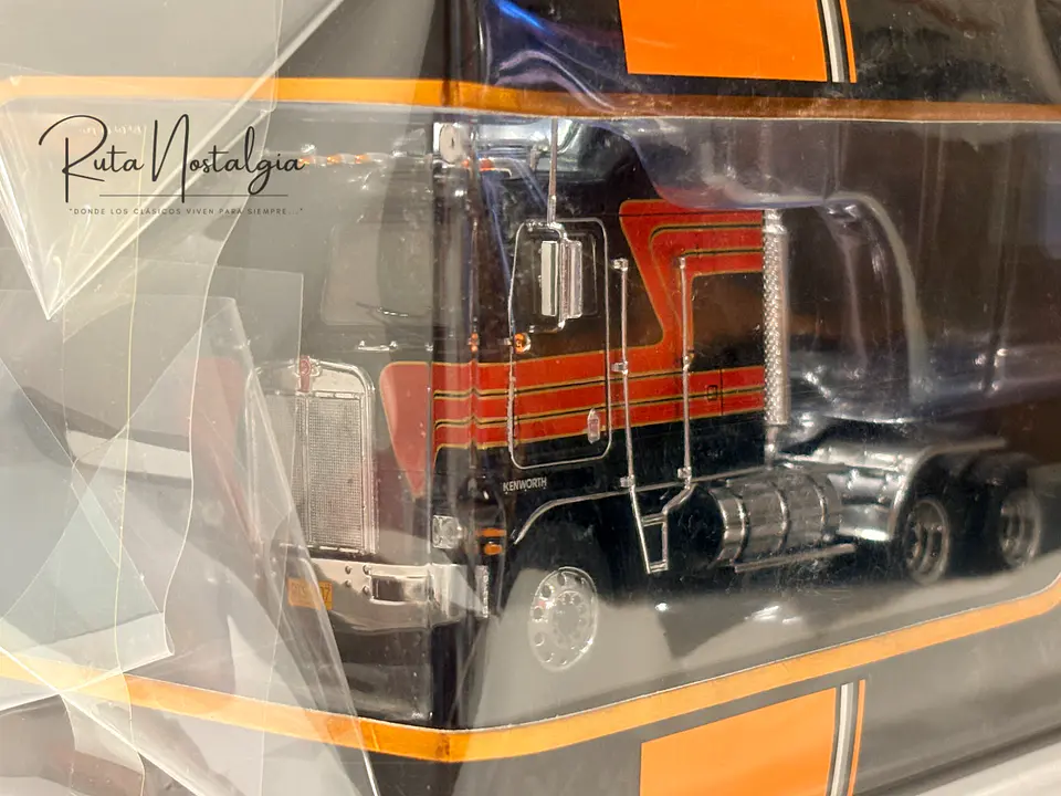 Kenworth K100 Aerodyne 1976 IXO Models 1:43  9