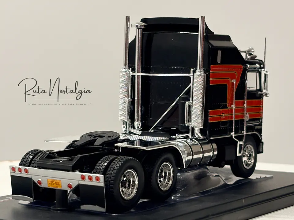 Kenworth K100 Aerodyne 1976 IXO Models 1:43  6