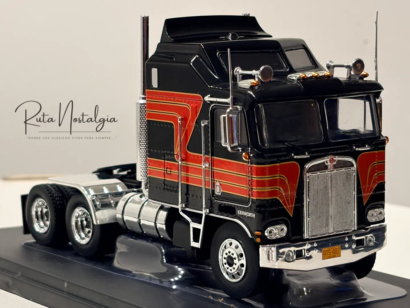 Kenworth K100 Aerodyne 1976 IXO Models 1:43  8