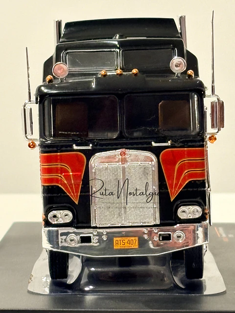 Camión Kenworth K100 Aerodyne 1976 IXO Models 1:43