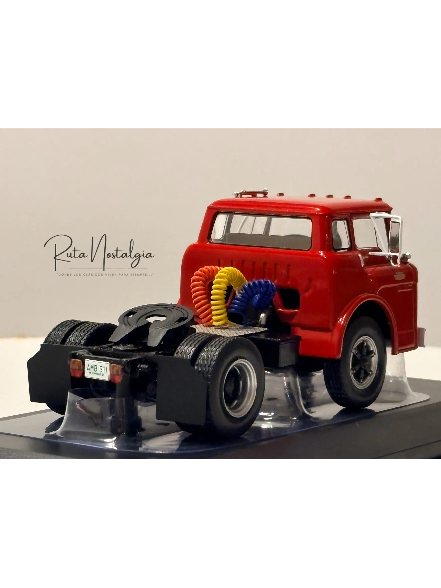 Camión Ford C-Series (1967) |  IXO Models 1:43  6