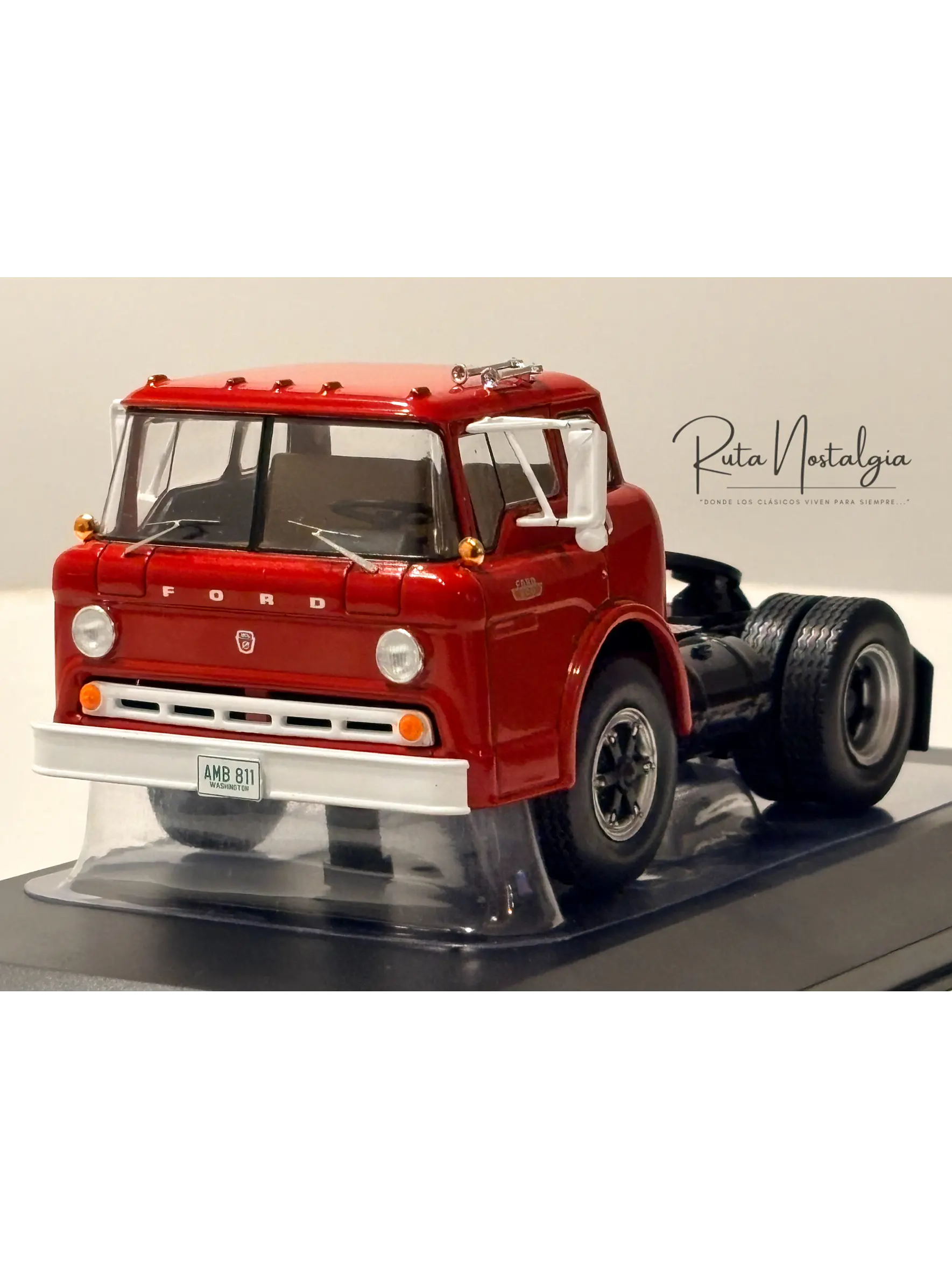 Camión Ford C-Series (1967) |  IXO Models 1:43  3