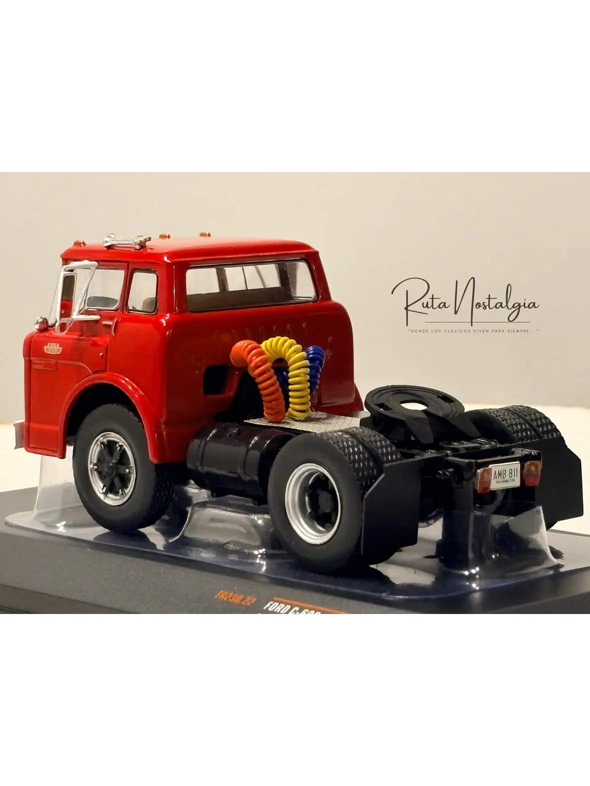 Camión Ford C-Series (1967) |  IXO Models 1:43  5