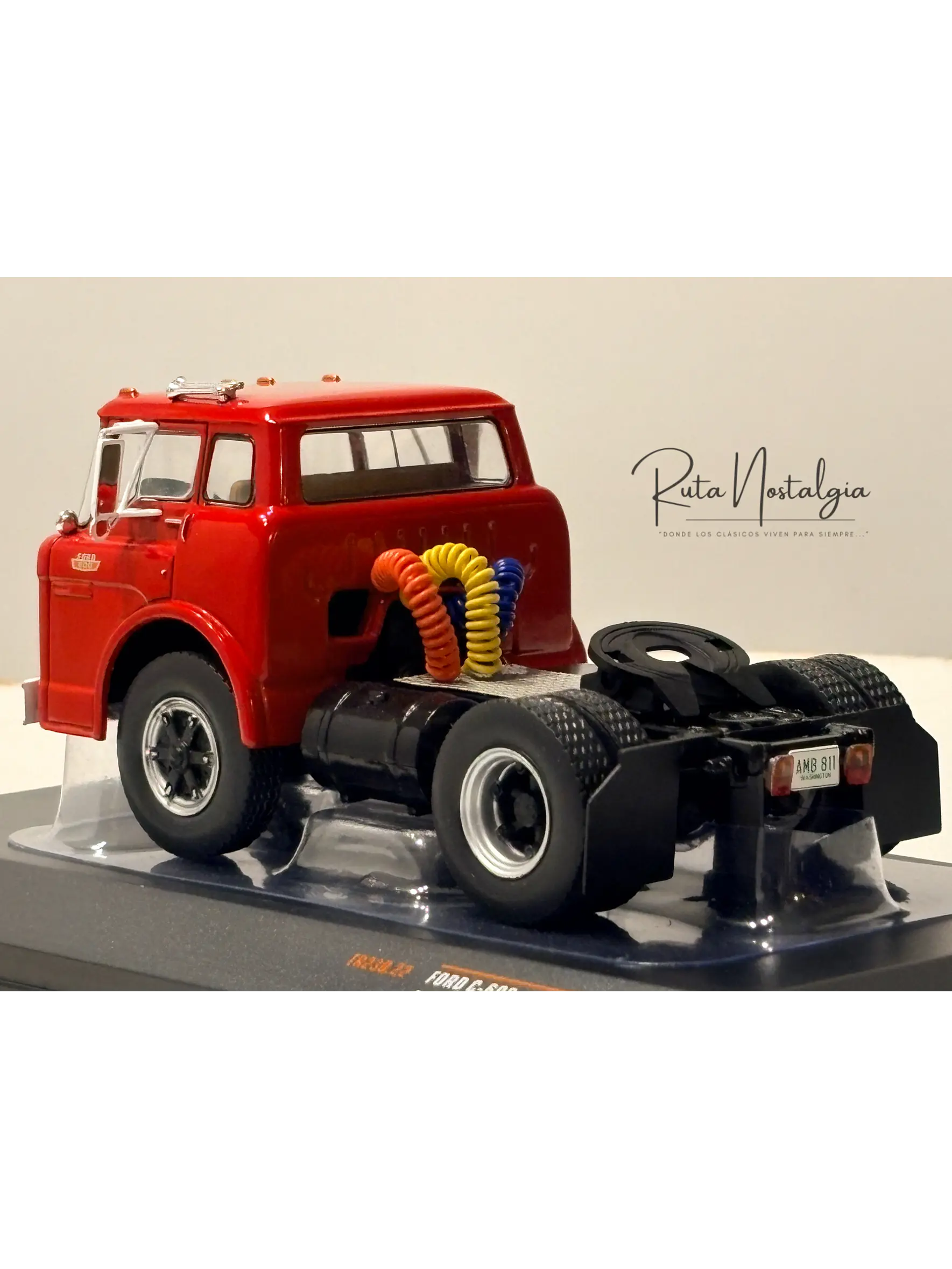 Camión Ford C-Series (1967) |  IXO Models 1:43  5