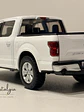 Camioneta Ford F-150 Lariat Crew Cab 2019 Motormax 1:24 | Pick-Up Americana “full-size” hecho miniatura - thumbnail 6