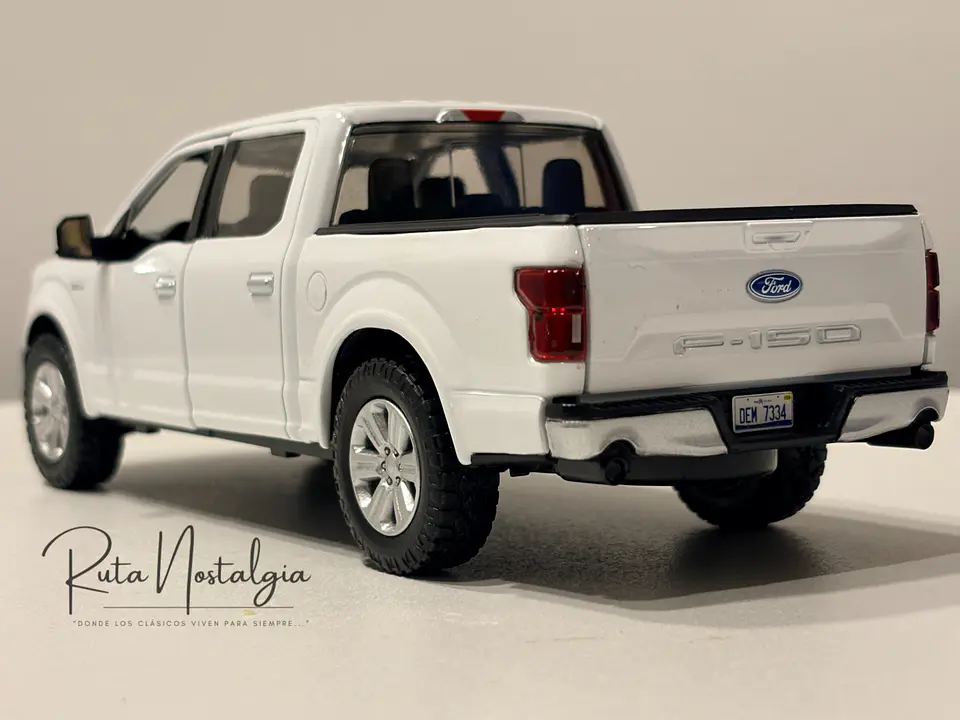 Camioneta Pick-Up Ford F-150 Lariat (2019) |  Motormax 1:24 6