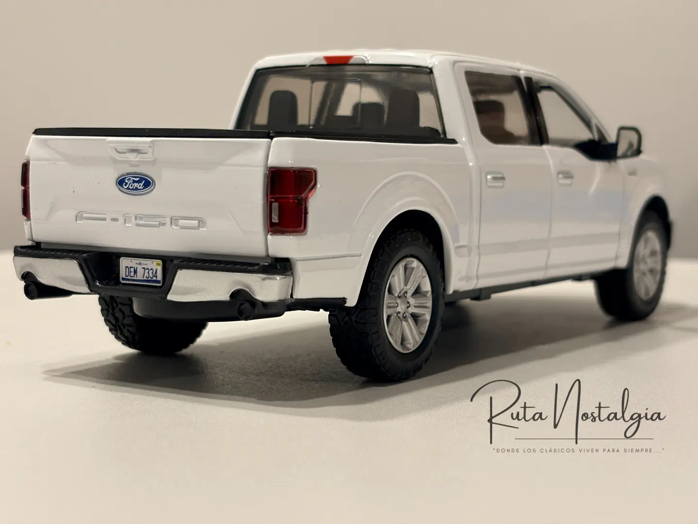 Camioneta Pick-Up Ford F-150 Lariat (2019) |  Motormax 1:24 7