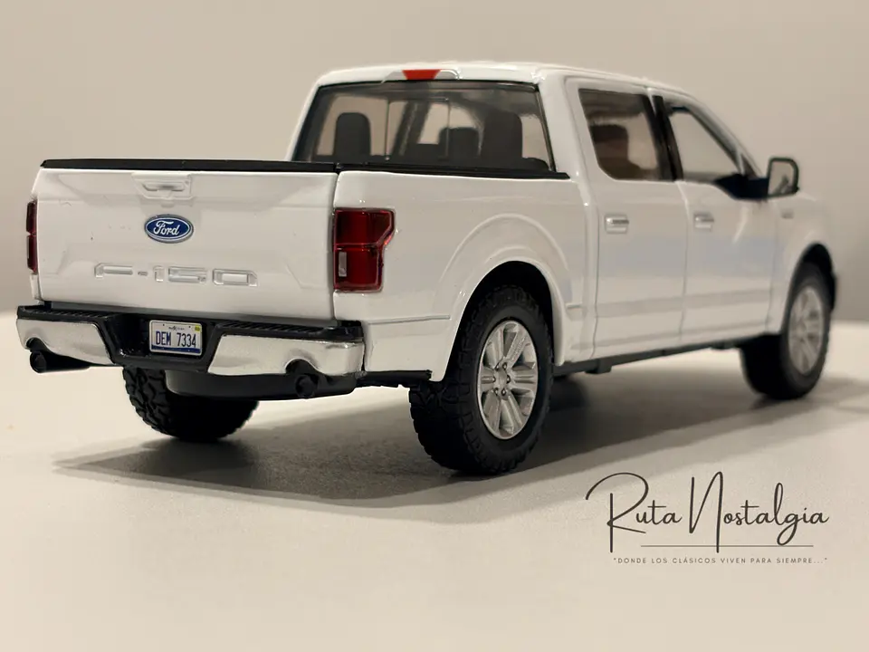 Camioneta Pick-Up Ford F-150 Lariat (2019) |  Motormax 1:24 7