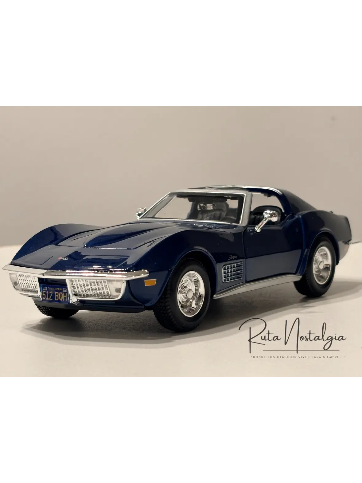 Auto Chevrolet Corvette  C3 Stingray 1970 |   Maisto 1:24  3