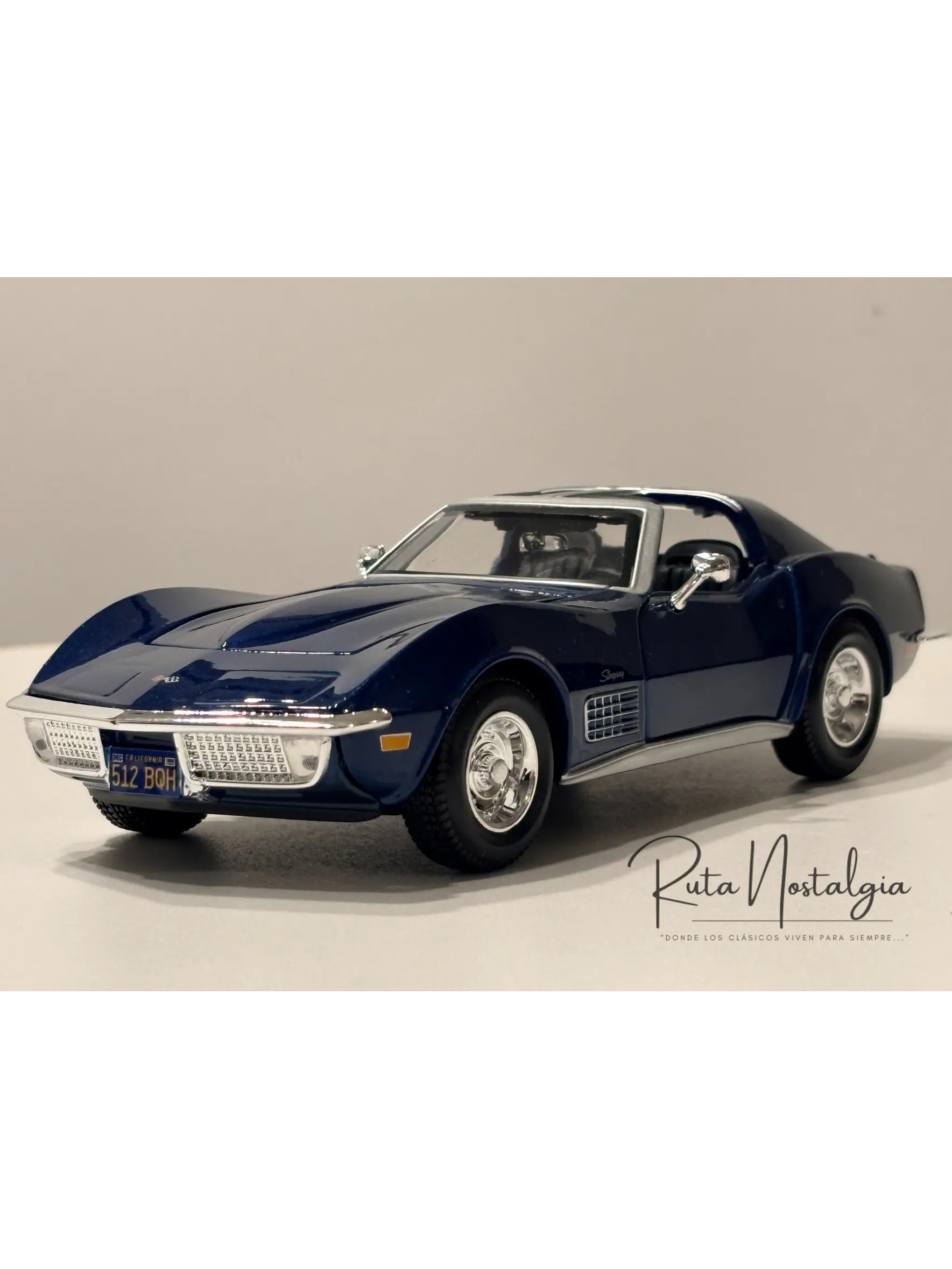 Auto Chevrolet Corvette  C3 Stingray 1970 |   Maisto 1:24  3