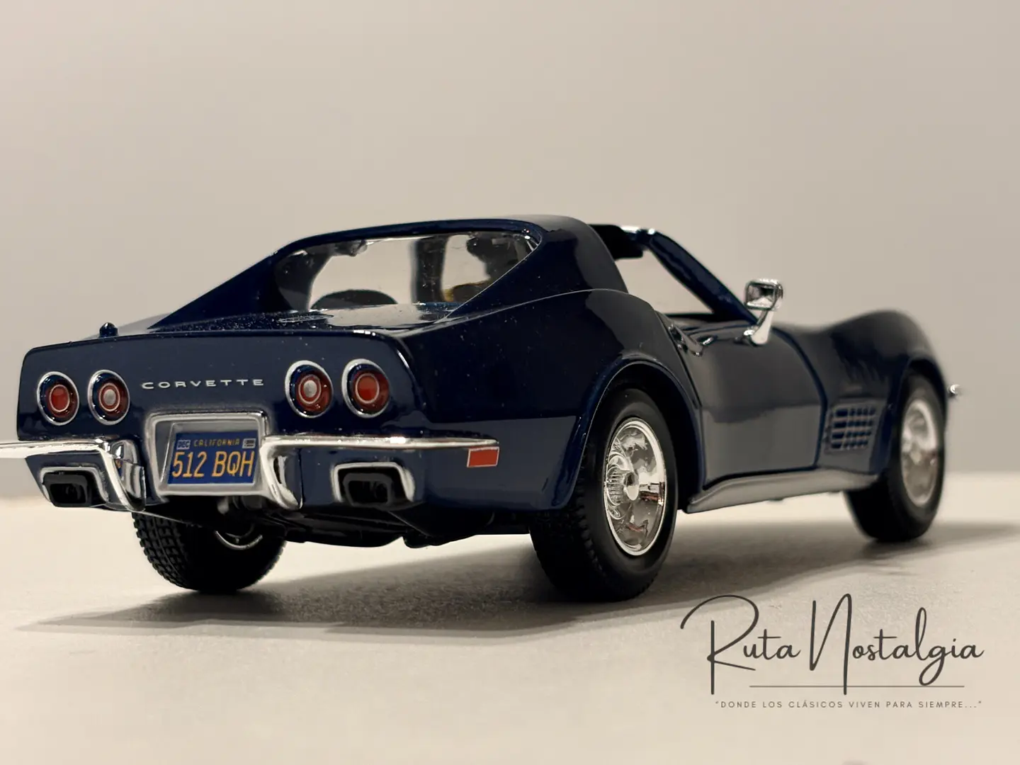 Auto Chevrolet Corvette  C3 Stingray (1970) | Maisto 1:24  7