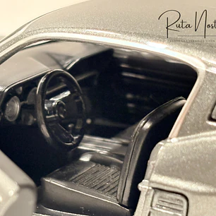 Auto Ford Mustang GT 1967 | Maisto 1:24 | Muscle Car Clásico de Colección