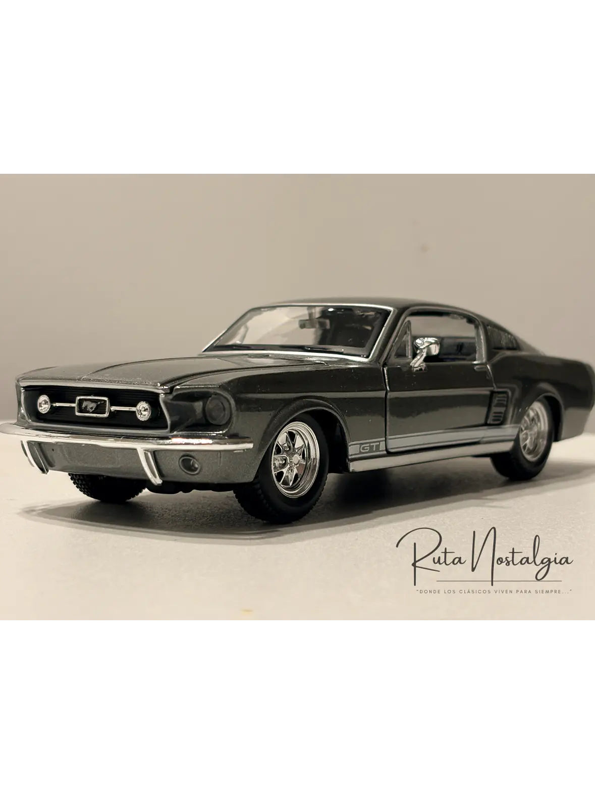 Auto Ford Mustang GT 1967 | Maisto 1:24 | Muscle Car Clásico de Colección 6