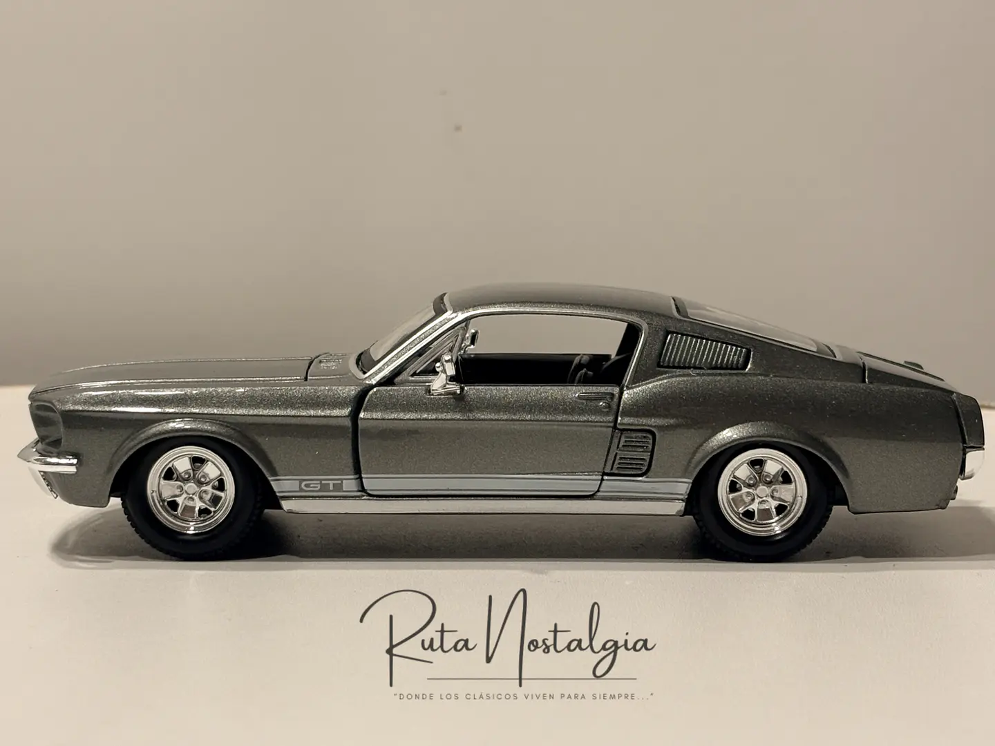 Auto Ford Mustang GT 1967 | Muscle car colección | Maisto 1:24  8