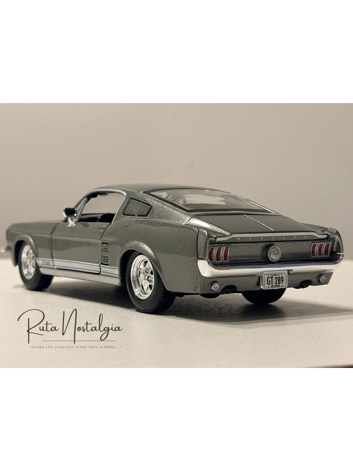 Auto Ford Mustang GT 1967 | Maisto 1:24 | Muscle Car Clásico de Colección 8