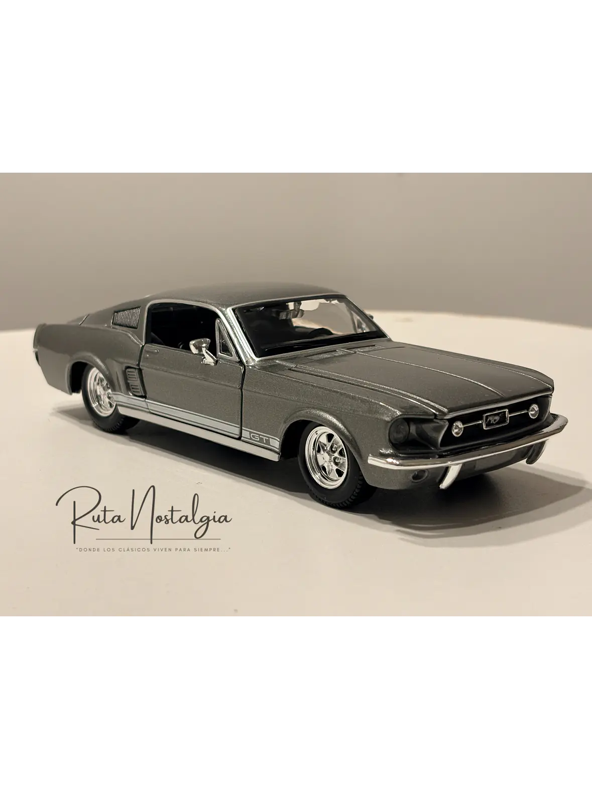 Auto Ford Mustang GT 1967 | Maisto 1:24 | Muscle Car Clásico de Colección 11