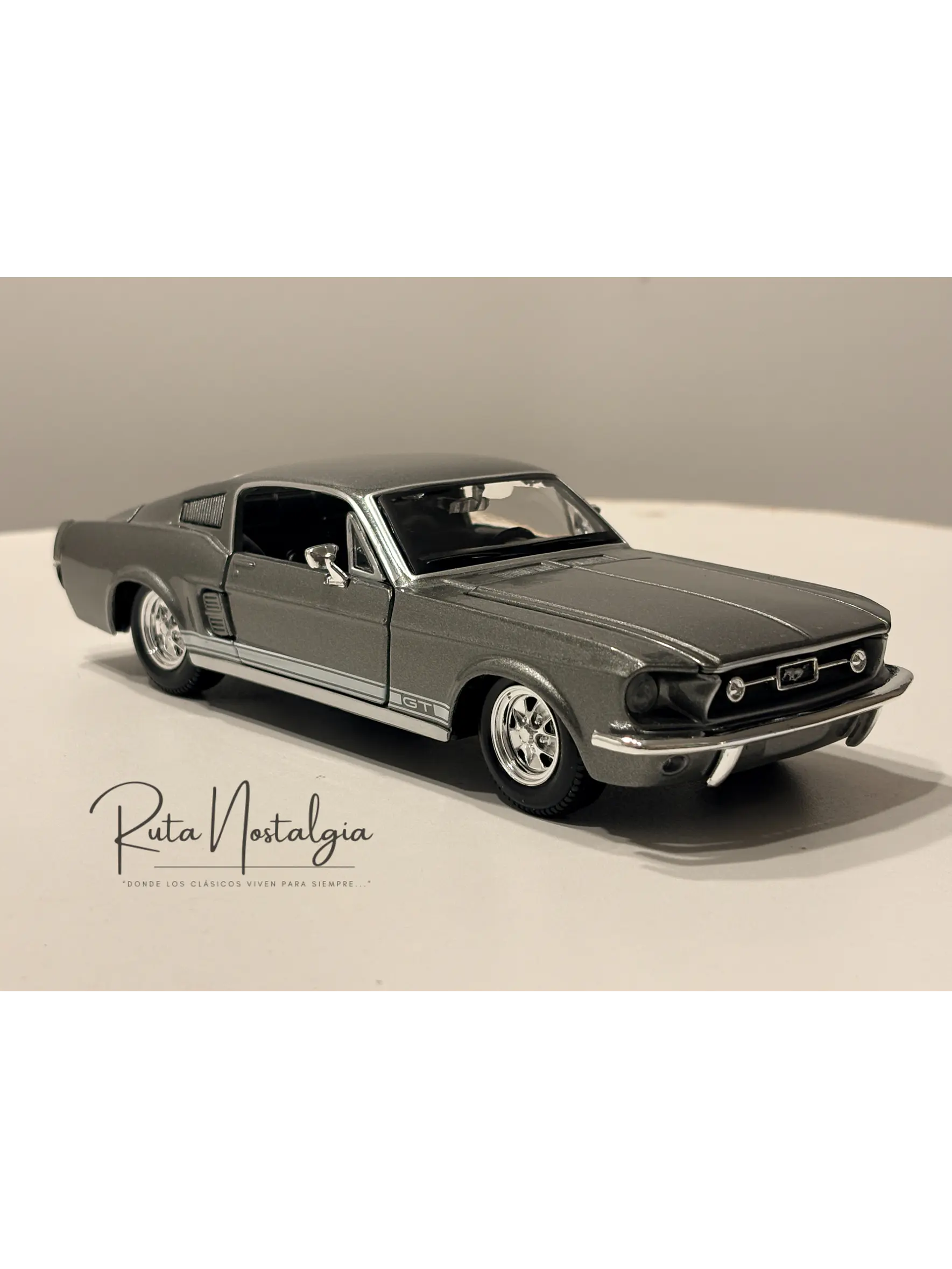 Auto Ford Mustang GT 1967 | Maisto 1:24 | Muscle Car Clásico de Colección 11