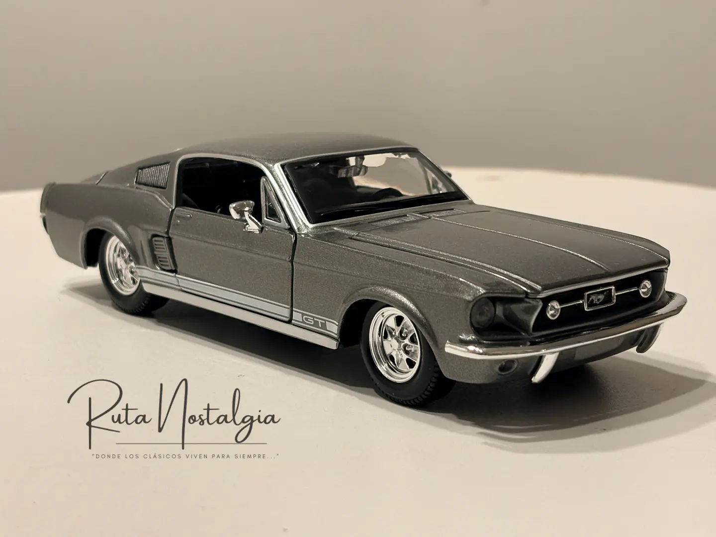 Auto Ford Mustang GT 1967 | Muscle car colección | Maisto 1:24  1