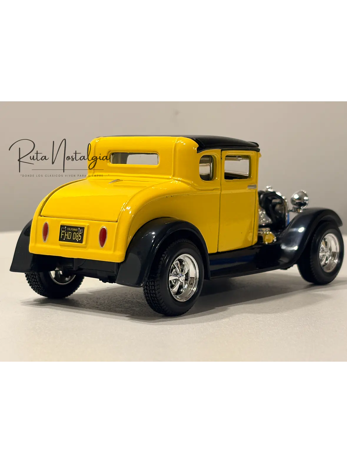 Ford Model A Hot Rod 1929 Amarillo Negro Maisto 1:24 | Hot Rod Clásico Americano de Colección en Chile 6