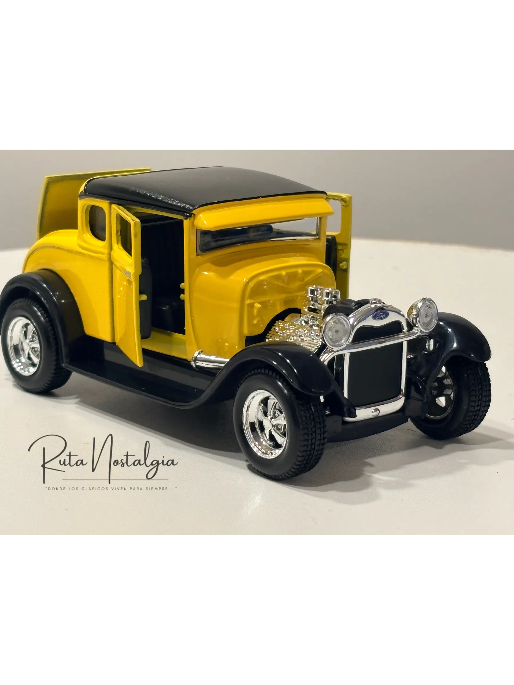 Ford Model A Hot Rod 1929 Amarillo Negro Maisto 1:24 | Hot Rod Clásico Americano de Colección en Chile 1