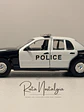 Auto Ford Crown Victoria Police Interceptor 1999 | Welly 1:24 | Auto Policial Americano Clásico - Miniatura 4