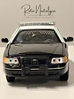 Auto Ford Crown Victoria Police Interceptor 1999 | Welly 1:24 | Auto Policial Americano Clásico - Miniatura 2