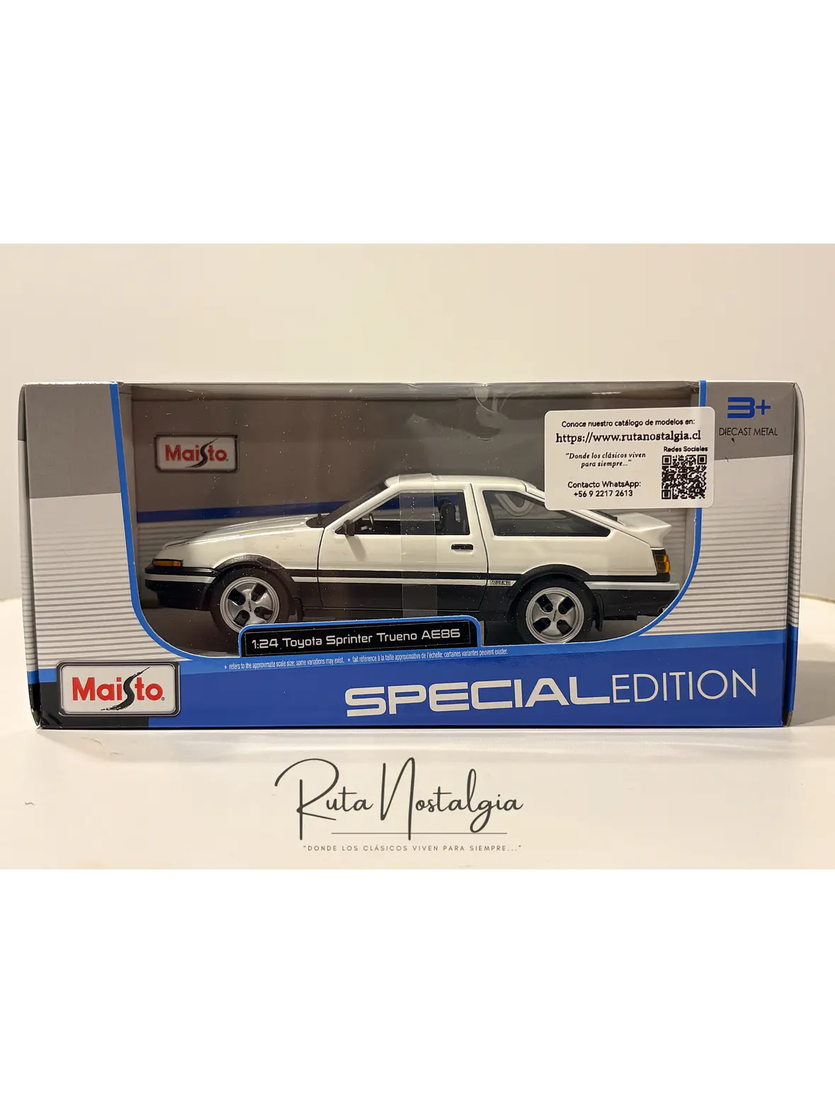 Auto Toyota Sprinter Trueno AE86 Blanco Negro Maisto 1:24 | Auto JDM Clásico de Colección en Chile 10