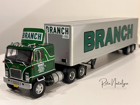 GMC Astro 95 1980 – IXO Models 1:43 – Branch Transport Clásico Cabover