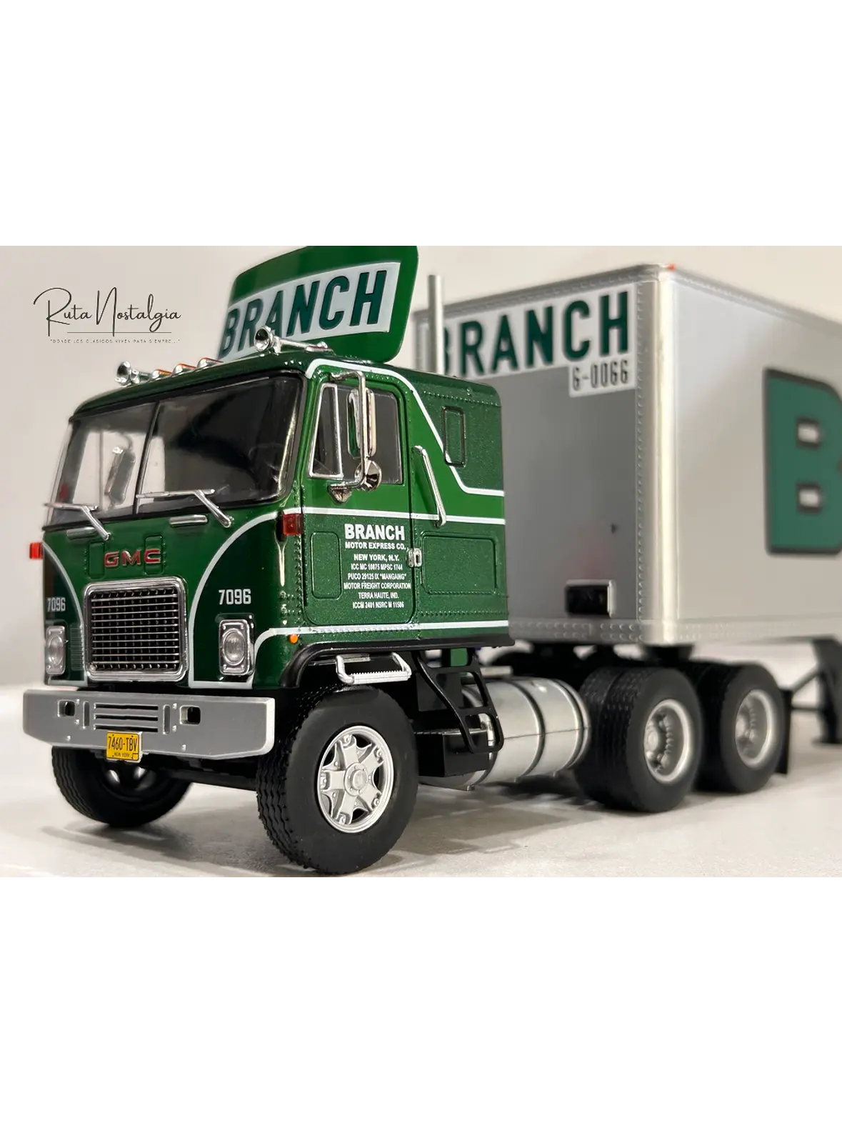 GMC Astro 95 1980 – IXO Models 1:43 – Branch Transport Clásico Cabover 2