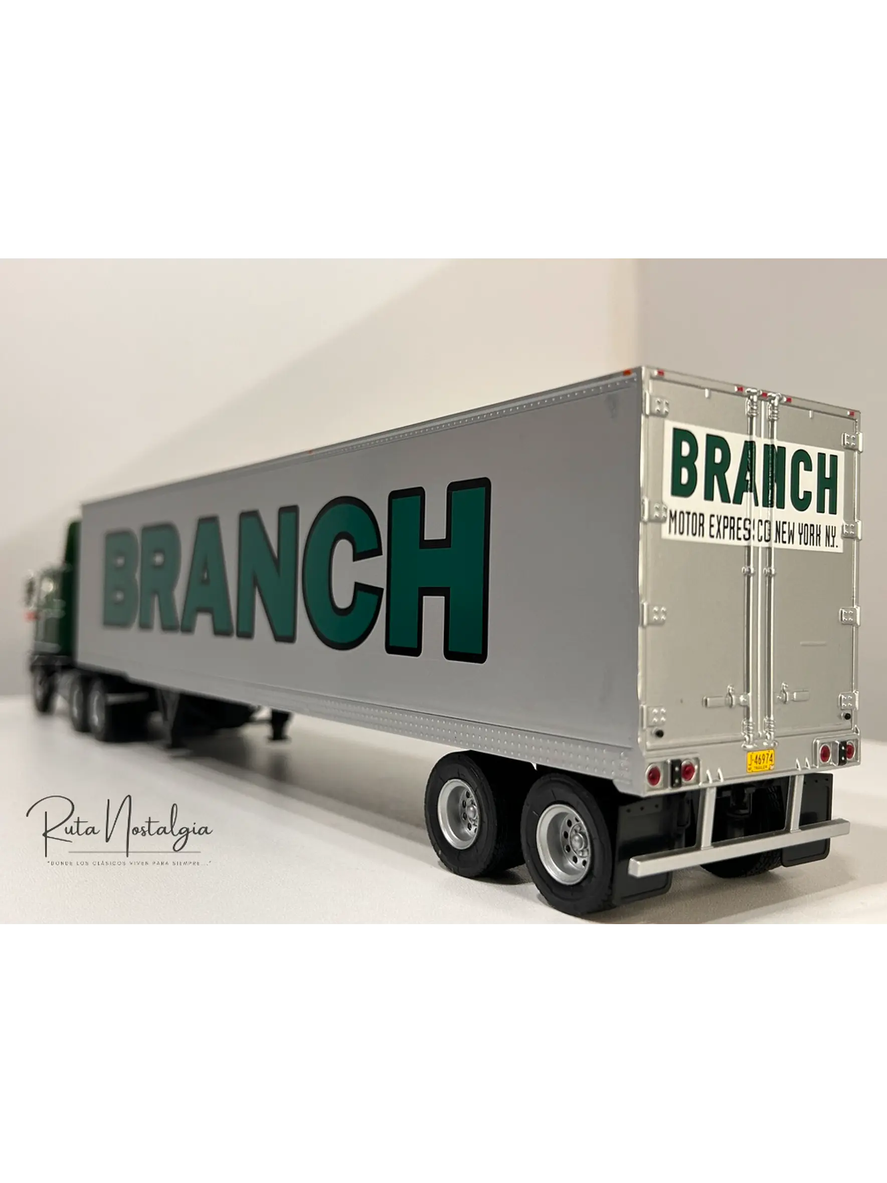 GMC Astro 95 1980 – IXO Models 1:43 – Branch Transport Clásico Cabover 5