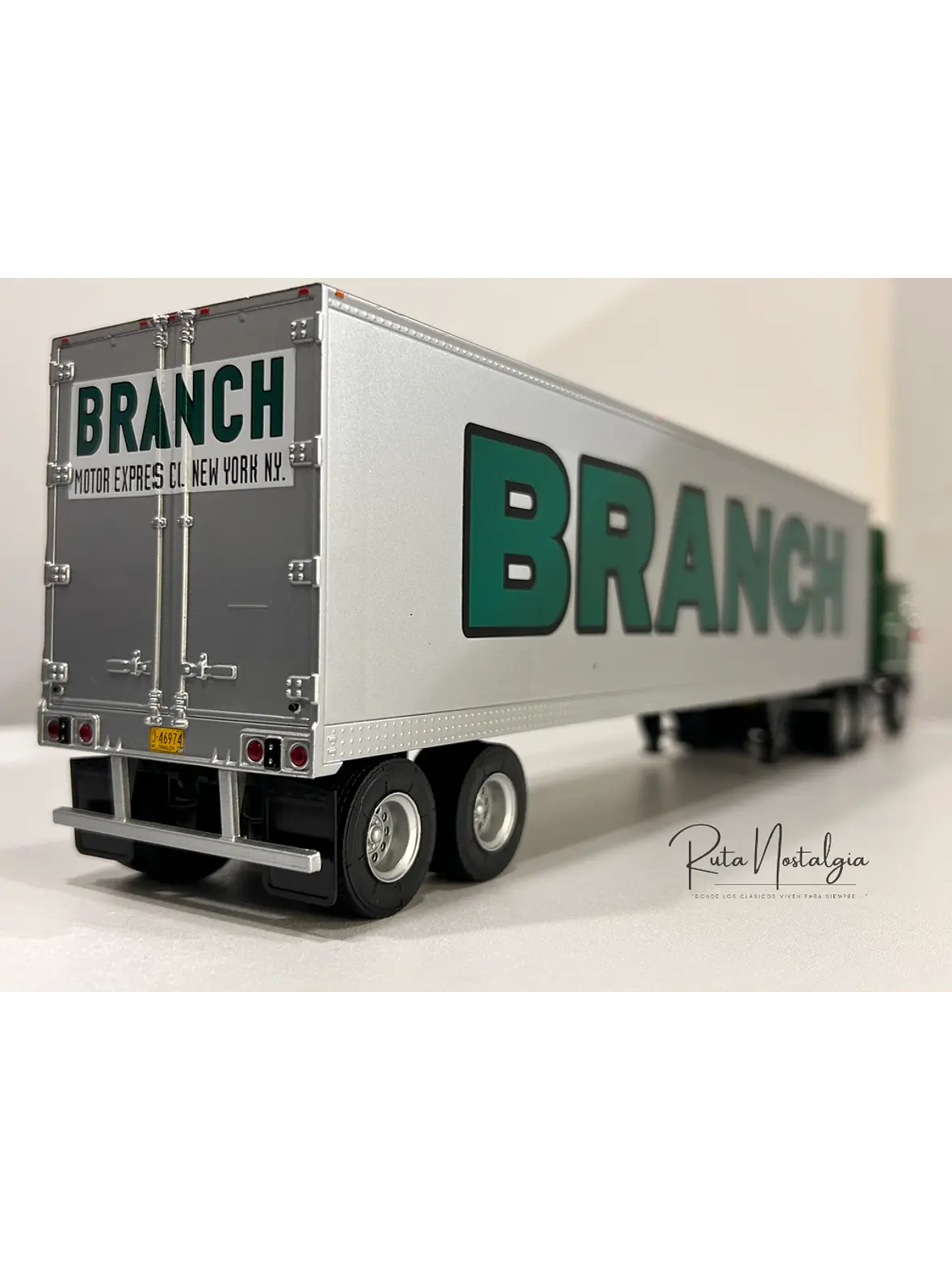 GMC Astro 95 1980 – IXO Models 1:43 – Branch Transport Clásico Cabover 6